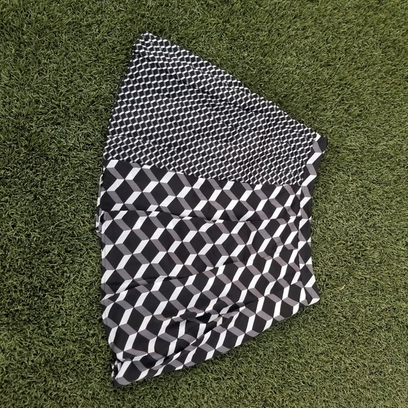 Halogen Mod Mini Skirt - Picture 3 of 4